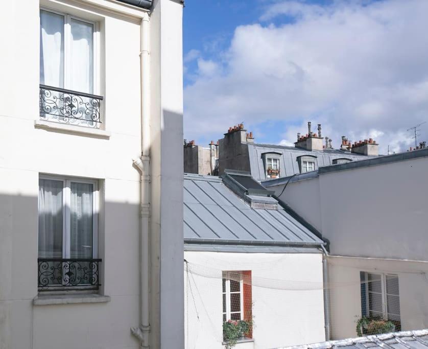 Appartement Studio Renove De Charme - Canal Saint Martin *